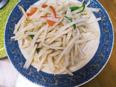 -云河农家乐饭店(福禄缘树山店)