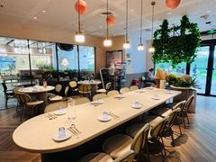 -必胜客(WOW中心城店)