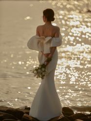 -至臻微拉婚纱摄影