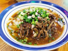 -八一路好吃街(雨田商务大厦店)