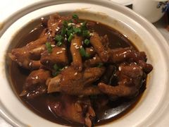红烧鸡爪-小菜园新徽菜(常州金坛吾悦店)