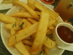 -WOLFGANG PUCK KITCHEN & BAR(迪士尼小镇店)