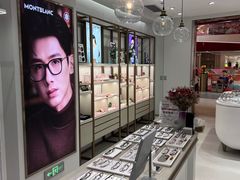 -无界眼镜MaxLess(南翔印象城店)
