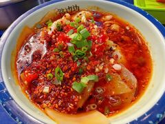 -马路边边串串香形象店(磐石路店)
