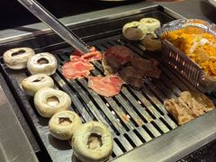 -臻牛烤肉