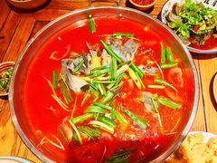 -亮欢寨酸汤鱼(沙冲路店)
