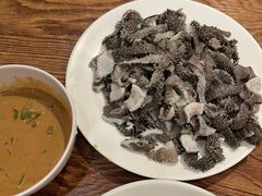 水爆牛百叶-清真吴记门钉肉饼·喜多利