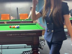 -夜时尚台球俱乐部(汉阳摩尔城店)