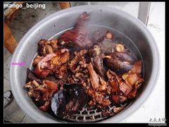 肉锅-天发芽·何记葫芦头泡馍·老字号(小南门店)