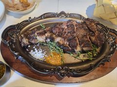 -LESCEDARS  Bistro香柏树(外滩店)