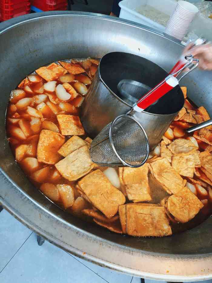 芳芳牛杂(大成路总店)-"「特色牛杂火锅」点的是中份,汤底味道就.