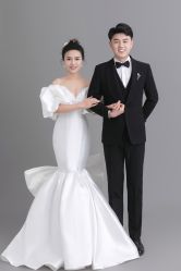 -喜爱高定婚纱摄影