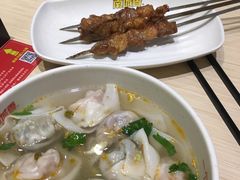 -南城香·饭香串香馄饨香(青年路店)