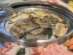 -哈哈碳都·牛肋条无限自助烤肉(宝龙店)