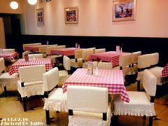 大堂-红宝石·鲜奶小方·海派西点房(南丹店)