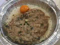咸蛋黄肉饼煲-壹煲·煲仔饭·荷叶蒸饭·汤粉面