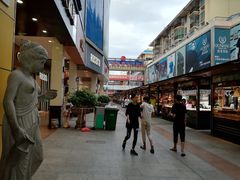 -解放路步行街                