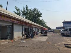 -岳各庄批发市场(西四环中路店)