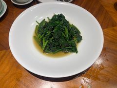 紫菜炒菠菜-喜鼎海胆水饺(东港店)