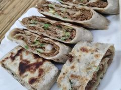 -溢心园香河肉饼总店