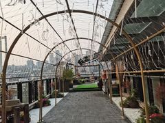 -冰冰龙虾·江湖菜·花园江景餐厅