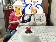 -红宝石·鲜奶小方(万航店)