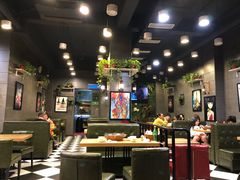 大堂-愉肴麻辣香锅(中山路店)