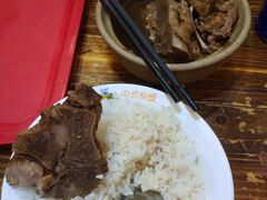 -万和春排骨砂锅米饭(湖北路店)