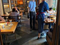 大堂-辣尚瘾·烤鱼·新川菜(交大直营店)