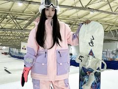 -乔波室内滑雪场