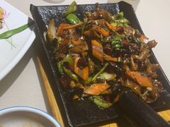 -老码头黑皮肘子锅包肉(赣水路店)