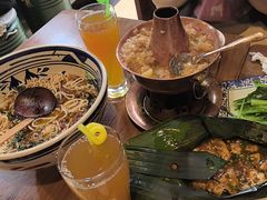 -蜗牛小馆醉乡民谣云南菜(惠新西里店)