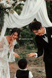 -角色婚纱摄影(中心店)
