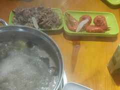 -养牛邓·潮汕牛肉海鲜自助火锅(广州店)