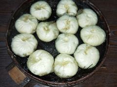 -舒小笼松针小笼包