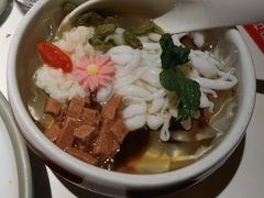 四川冰粉-麻六记(新天地店)
