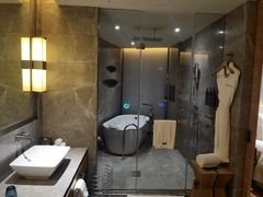 -重庆解放碑威斯汀酒店