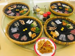 -老国贸云南传统过桥米线(滇池店)