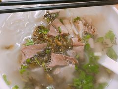 猪杂粉汤-阿阳牛腩腌面店