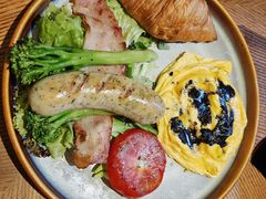 -秘密旅行Bonjour(黑金冠 江南西店)