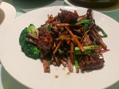 -八府香鸭·啫啫煲(华山路店)