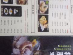 -洪氏嗨捞·广东猪肚鸡·椰子鸡火锅(西咸万象城店)