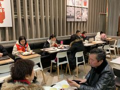 大堂-肯德基(虹桥机场T2北指廊精选外卖点店)