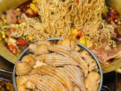 -冯三姐川渝冒肚(青年路店)