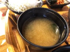 光溜溜的味增汤-雷门拉面·现熬骨汤(凯德来福士店)