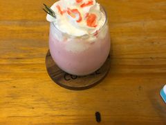 草莓酸奶-251#coffee roasters(沿河东路店)