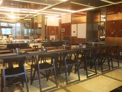 -大中华希尔顿酒店-念自助餐·嗨啤·小龙虾