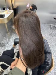 -Tloml salon