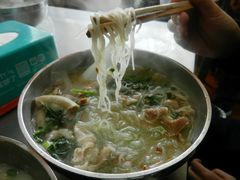 粿条汤-广场正宗原汁薏米店