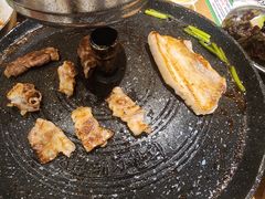 -江南猪肉商会无限续吃(弘大店)